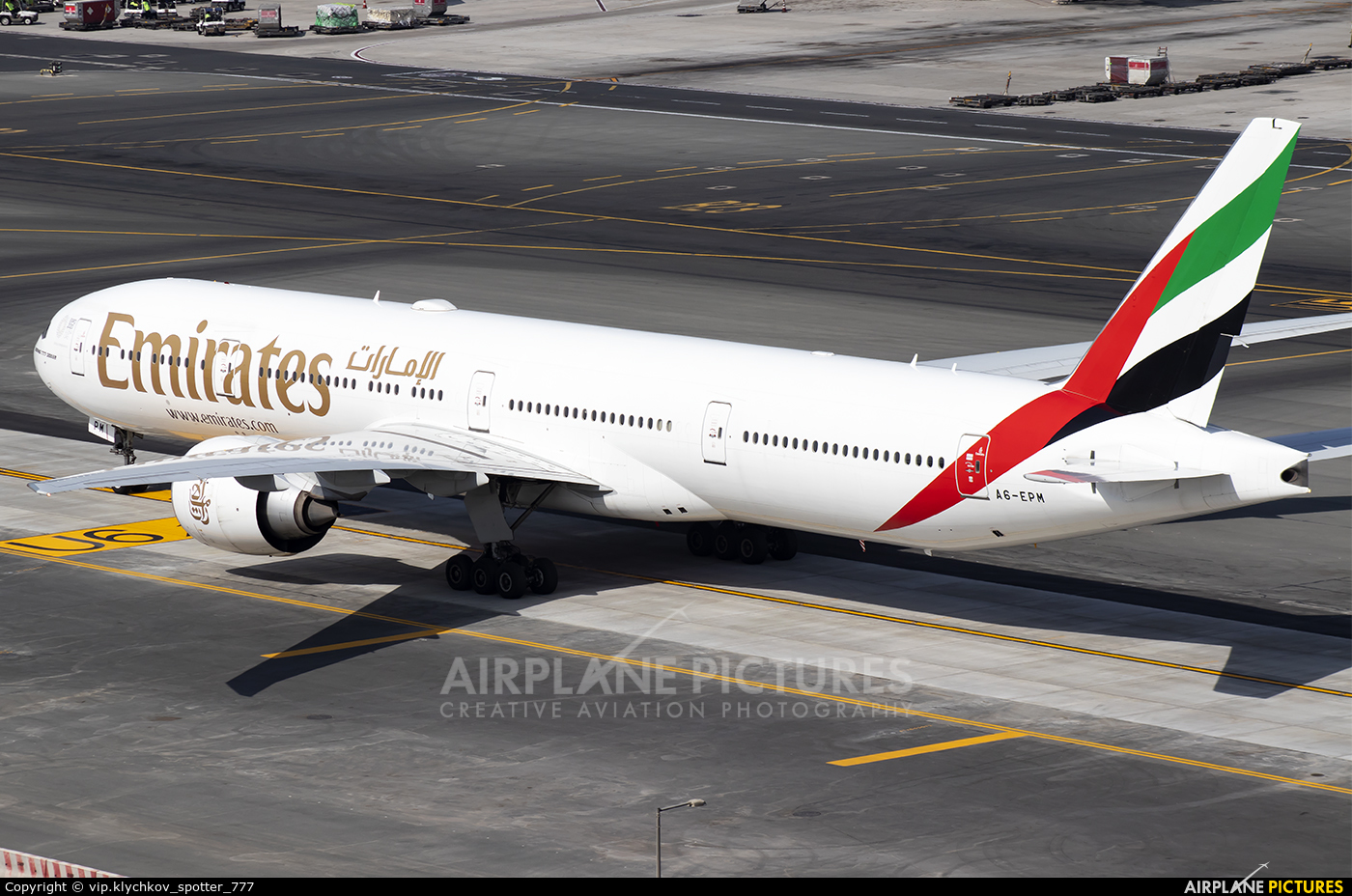 Emirates Airlines A6-EPM aircraft at Dubai Intl