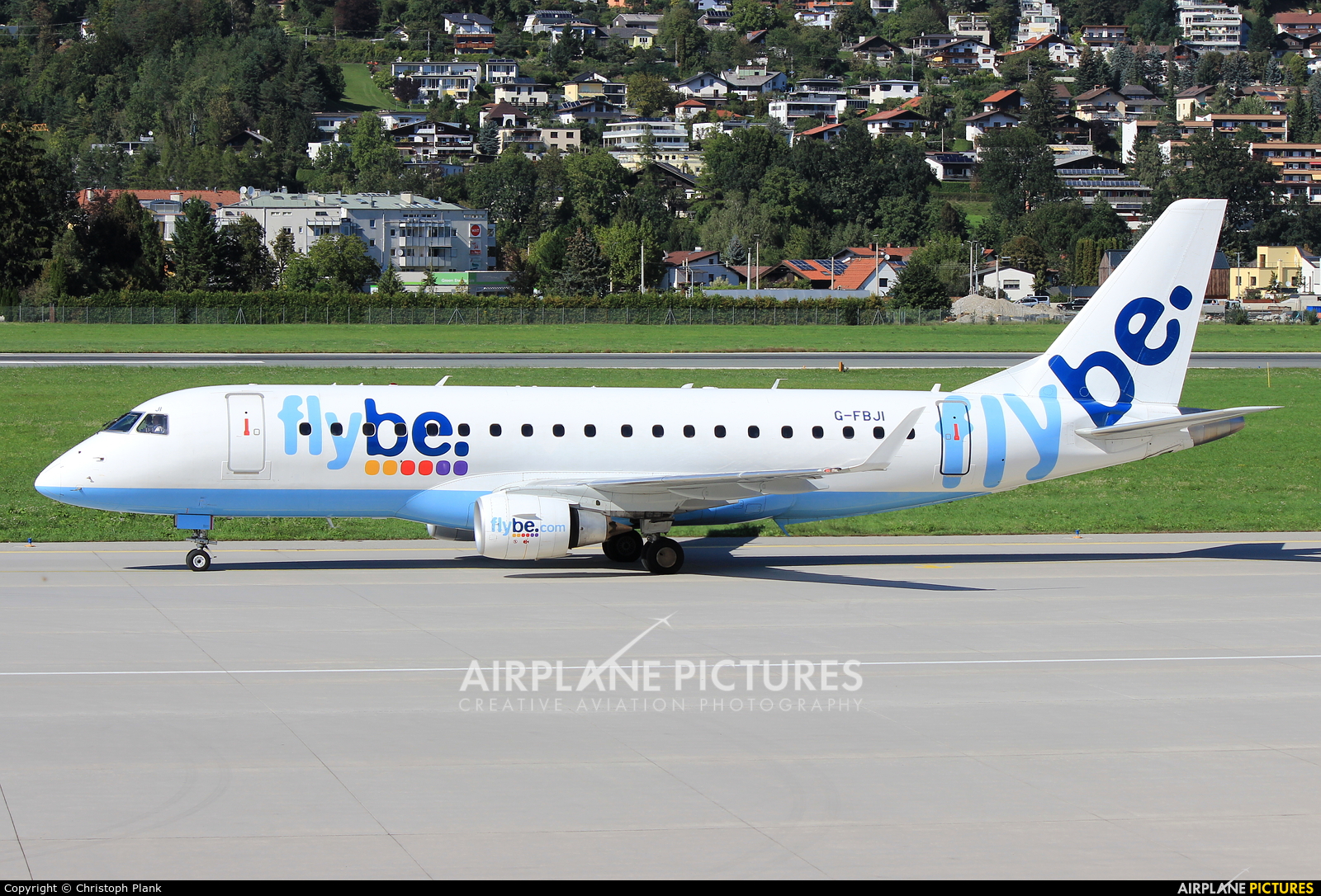 Flybe G-FBJI aircraft at Innsbruck