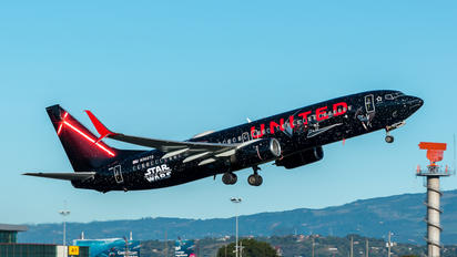 N36272 - United Airlines Boeing 737-800