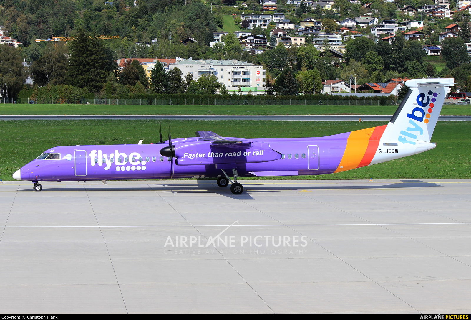 Flybe G-JEDW aircraft at Innsbruck