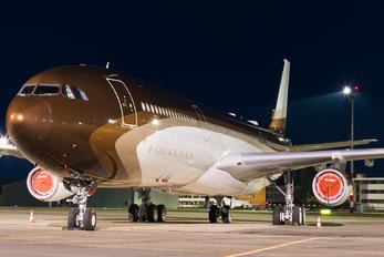 M-IABU - Global Jet Luxembourg Airbus A340-300