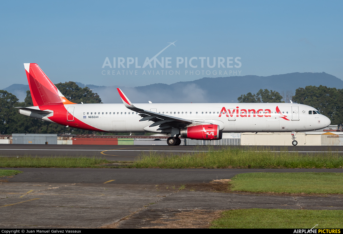 Avianca N692AV aircraft at Guatemala - La Aurora