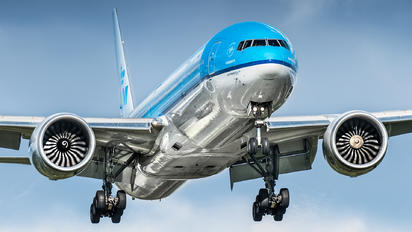 PH-BVG - KLM Boeing 777-300ER