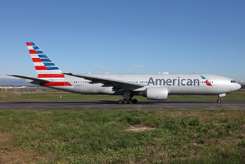 N756AM - American Airlines Boeing 777-200ER