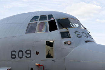 130609 - Canada - Air Force Lockheed CC-130J Hercules