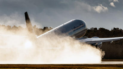 D-ALFB - Lufthansa Cargo Boeing 777F