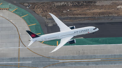 C-FVNF - Air Canada Boeing 787-9 Dreamliner