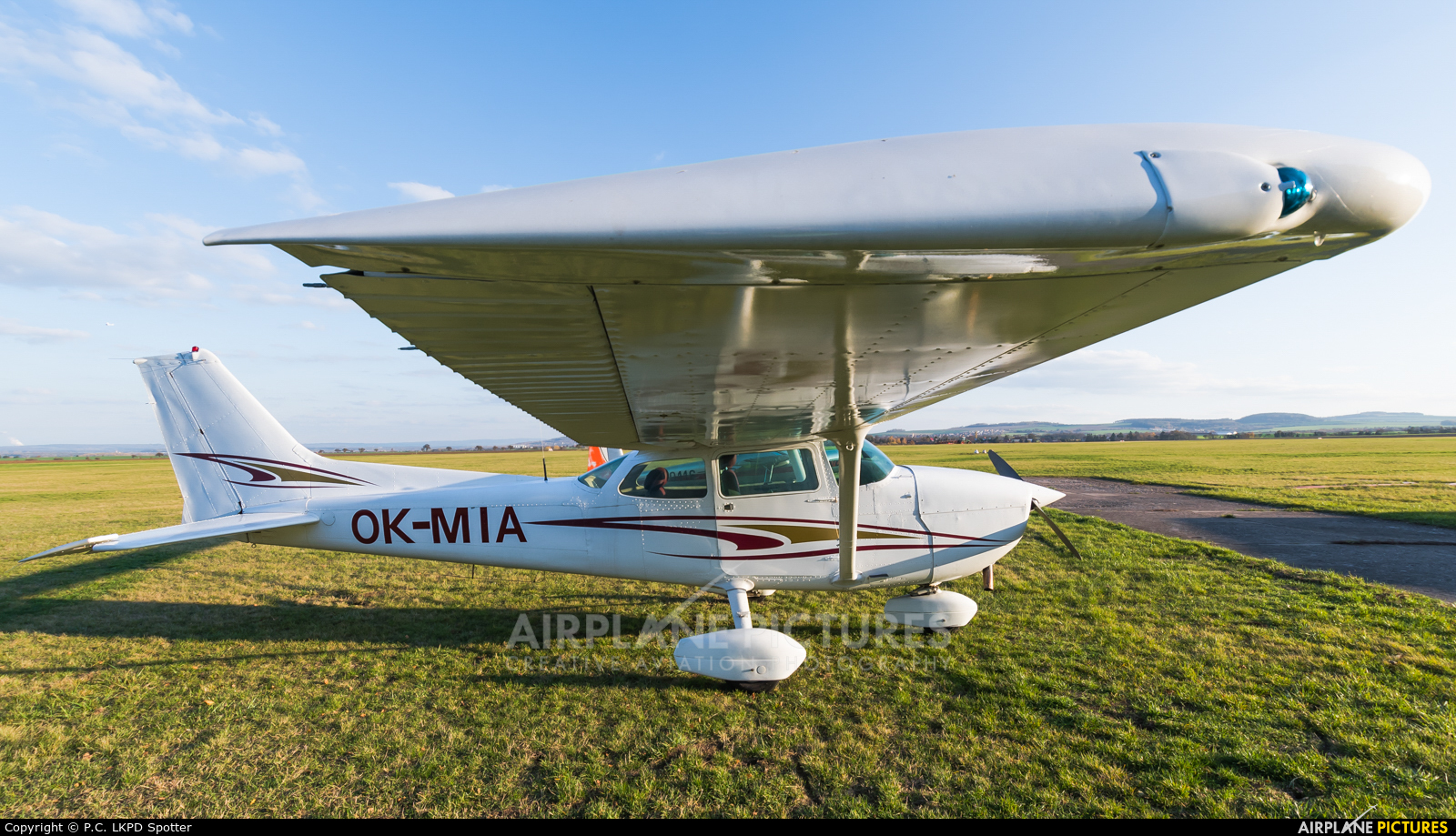 Private OK-MIA aircraft at Kolín
