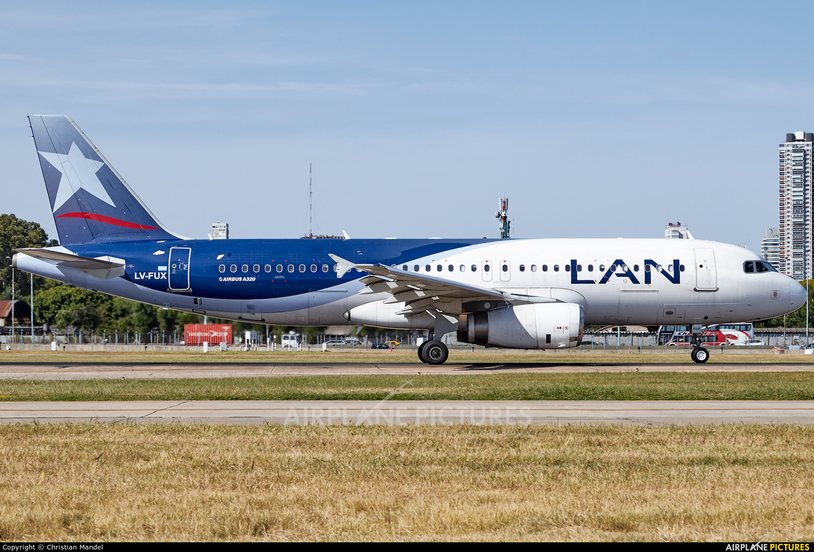 LAN Argentina LV-FUX aircraft at Buenos Aires - Jorge Newbery