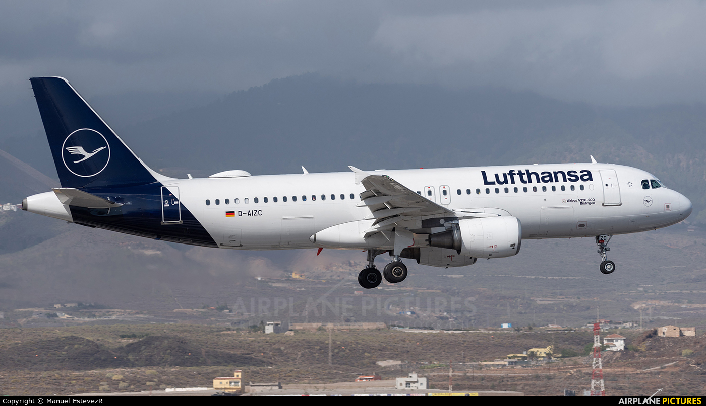 Lufthansa D-AIZC aircraft at Tenerife Sur - Reina Sofia