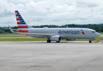 N825NN - American Airlines Boeing 737-800