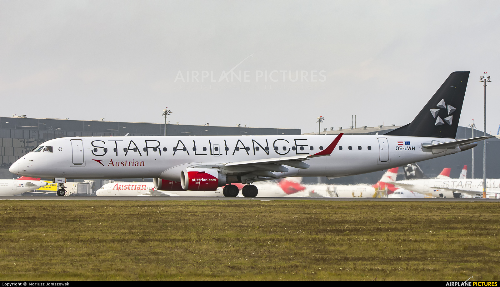 Austrian Airlines/Arrows/Tyrolean OE-LWH aircraft at Vienna - Schwechat