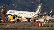 EC-MOO - Vueling Airlines Airbus A321 aircraft