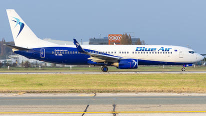 YR-BML - Blue Air Boeing 737-800