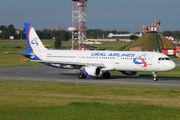 Ural Airlines VQ-BOF image