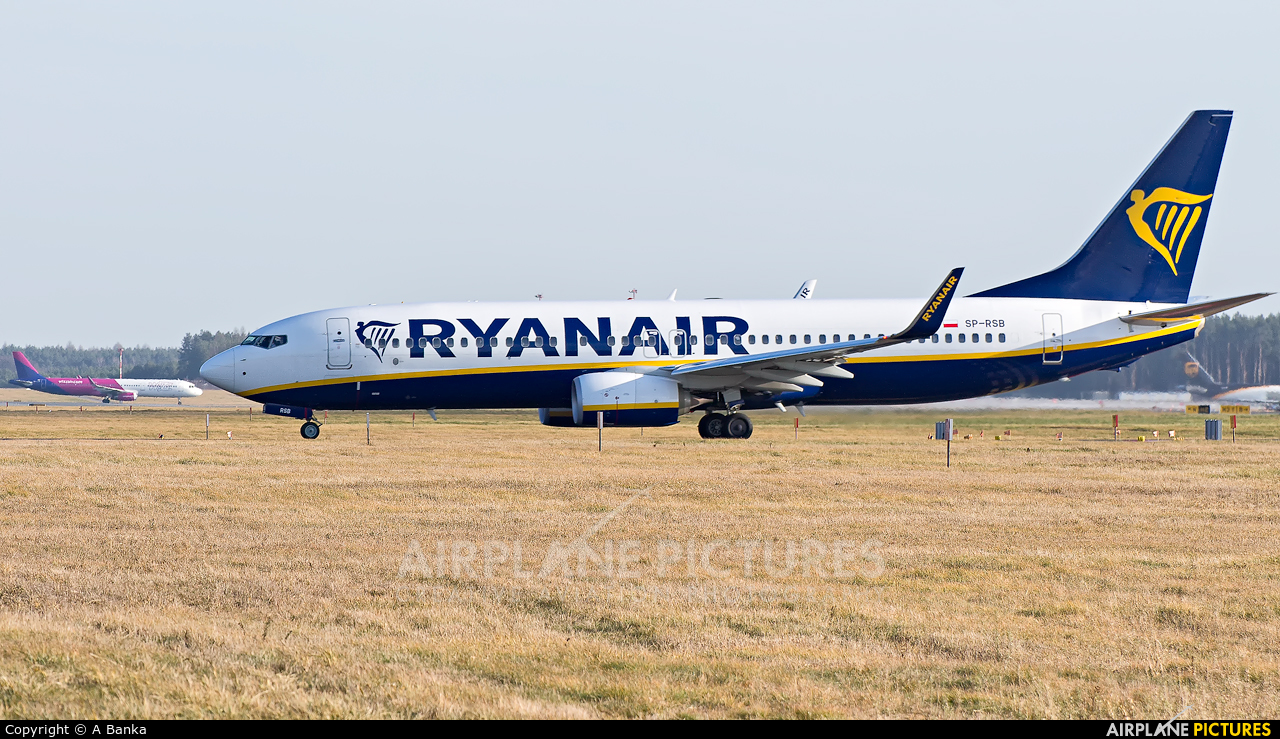 Ryanair SP-RSB aircraft at Katowice - Pyrzowice