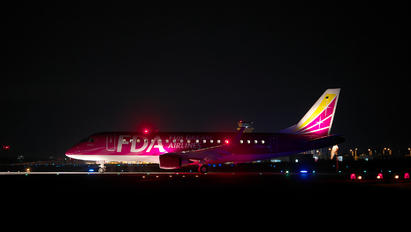 JA15FJ - Fuji Dream Airlines Embraer ERJ-175 (170-200)