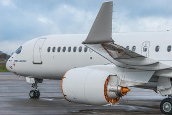 VP-BJC - Untitled Airbus A220-300