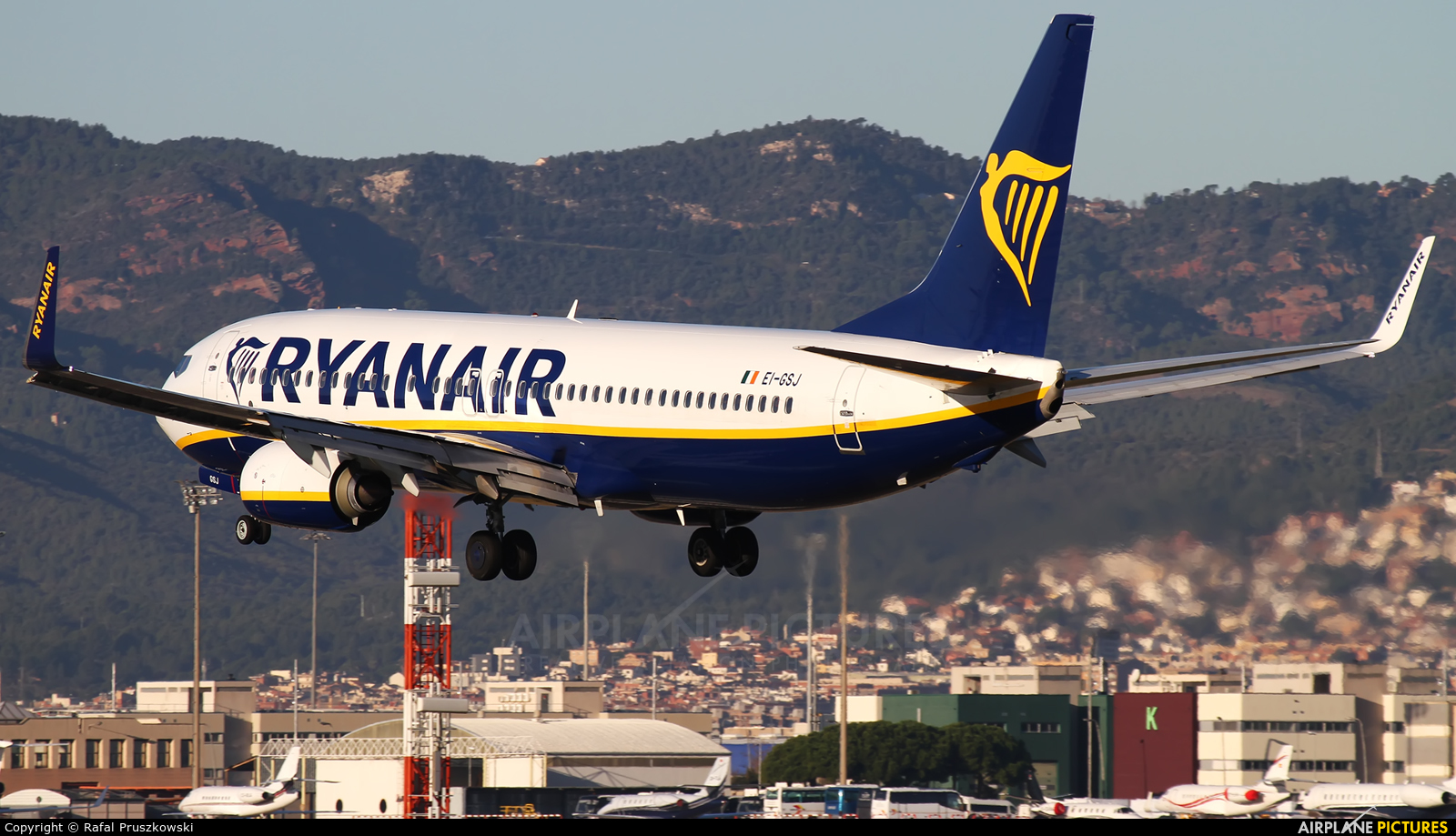 Ryanair EI-GSJ aircraft at Barcelona - El Prat