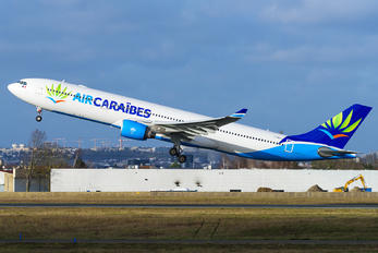 F-HPUJ - Air Caraibes Airbus A330-300
