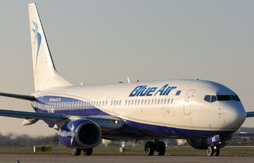 YR-BMD - Blue Air Boeing 737-800