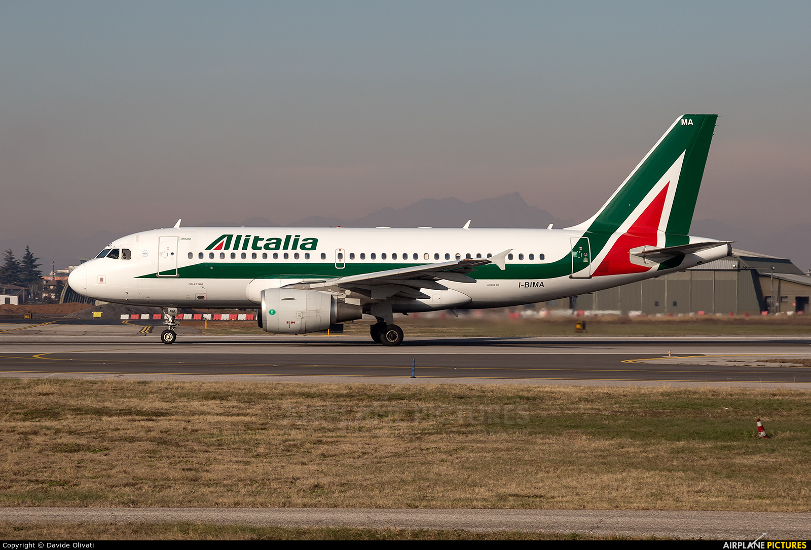 Alitalia I-BIMA aircraft at Verona - Villafranca