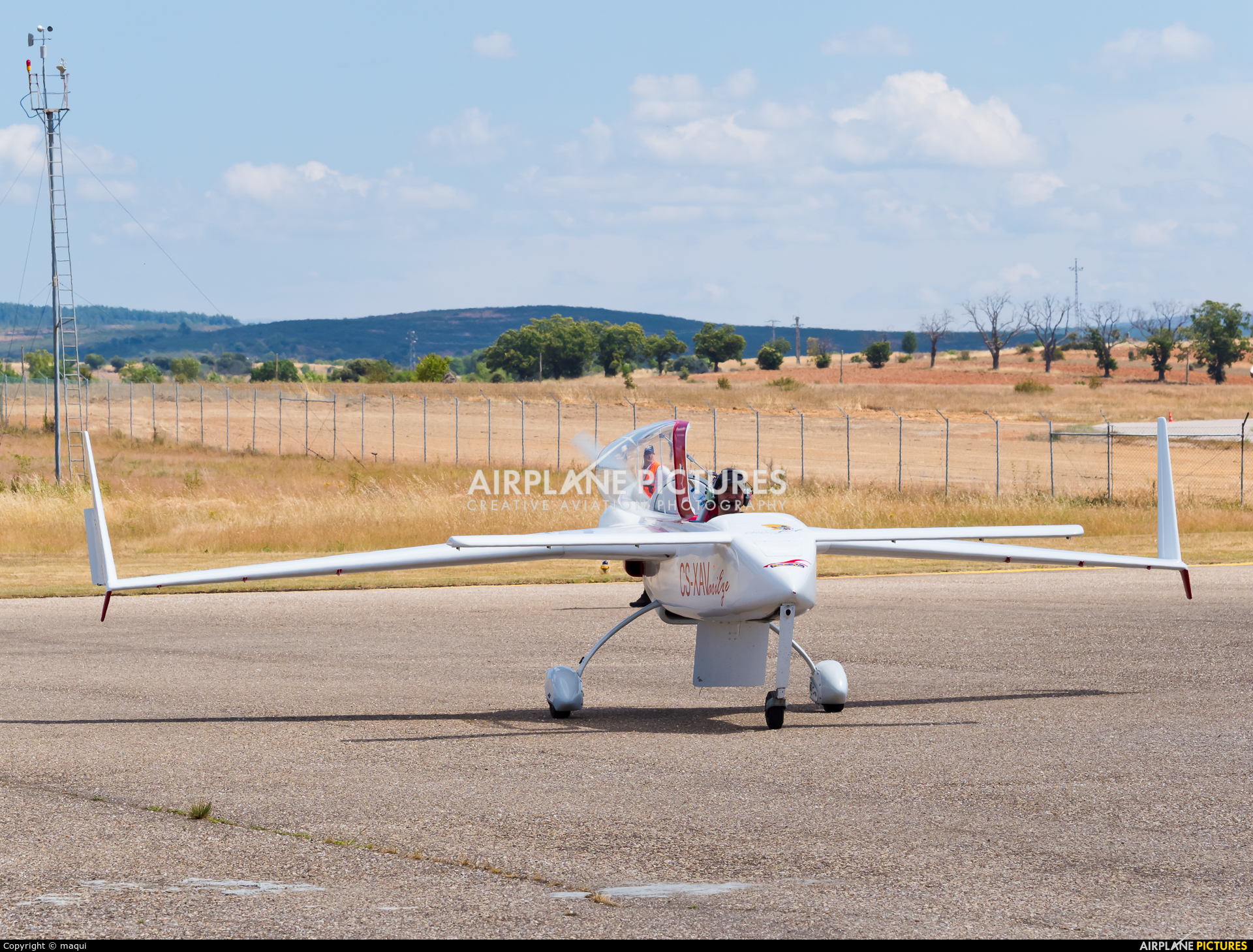 Private CS-XAV aircraft at Bragança