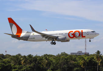 PR-GUI - GOL Transportes Aéreos  Boeing 737-800