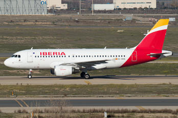 EC-KKS - Iberia Airbus A319