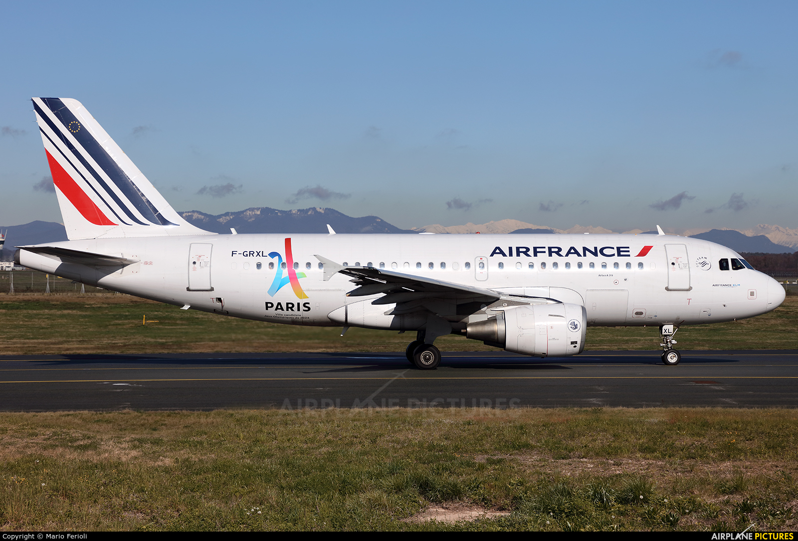 Air France F-GRXL aircraft at Milan - Malpensa