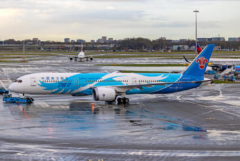 B-1242 - China Southern Airlines Boeing 787-9 Dreamliner