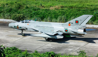 1426 - Bangladesh - Air Force Chengdu F-7BG
