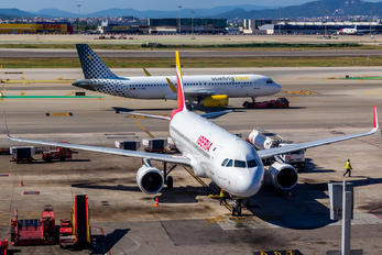 - - Iberia Airbus A320