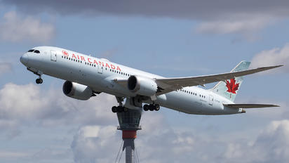 C-FGEI - Air Canada Boeing 787-9 Dreamliner