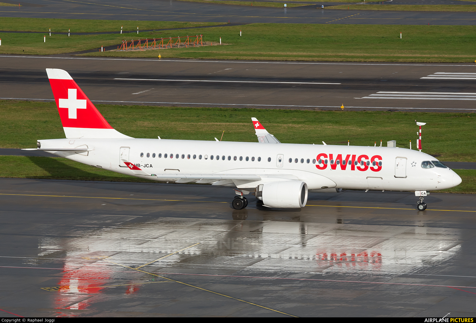 Swiss HB-JCA aircraft at Zurich