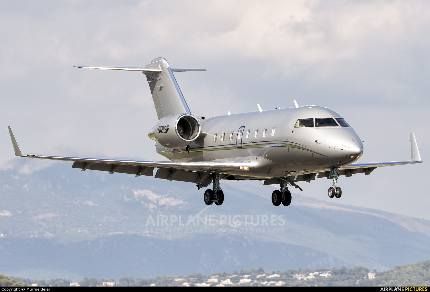 Private N1218F aircraft at Cannes - Mandelieu