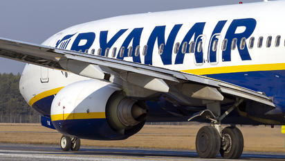 EI-DYA - Ryanair Boeing 737-800