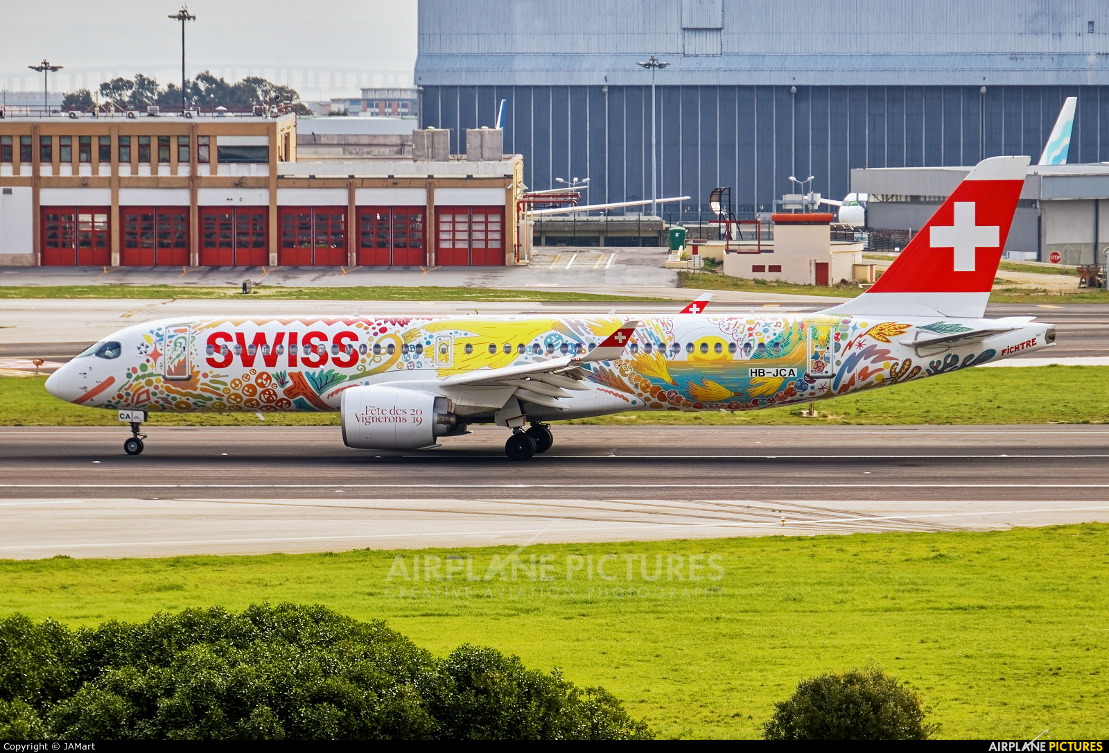 Swiss HB-JCA aircraft at Lisbon
