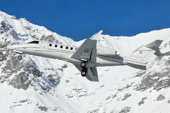 OE-GXX - Majestic Executive Aviation Learjet 40