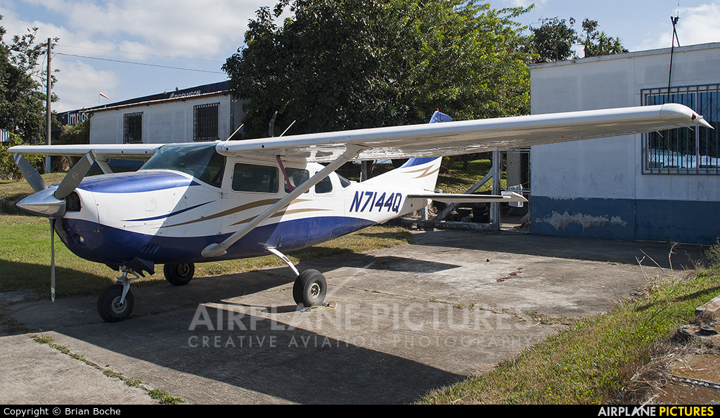 Private N7144Q aircraft at Guatemala - La Aurora