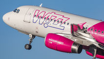 HA-LWH - Wizz Air Airbus A320 aircraft
