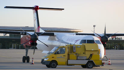 OE-LGC - Austrian Airlines/Arrows/Tyrolean de Havilland Canada DHC-8-400Q / Bombardier Q400