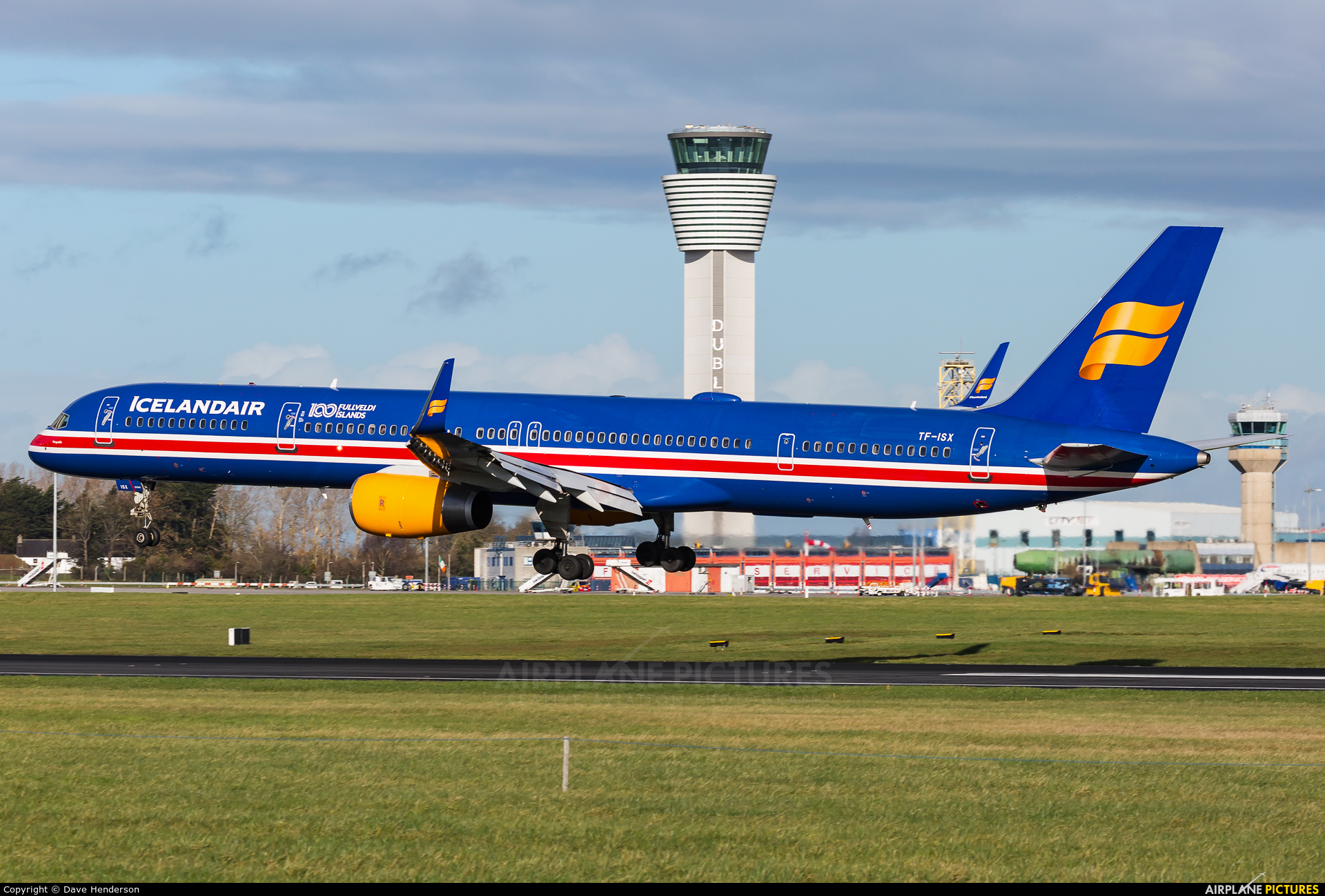 Icelandair TF-ISX aircraft at Dublin