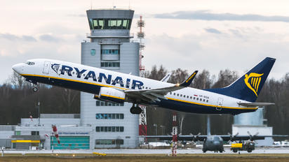 SP-RSA - Ryanair Sun Boeing 737-800