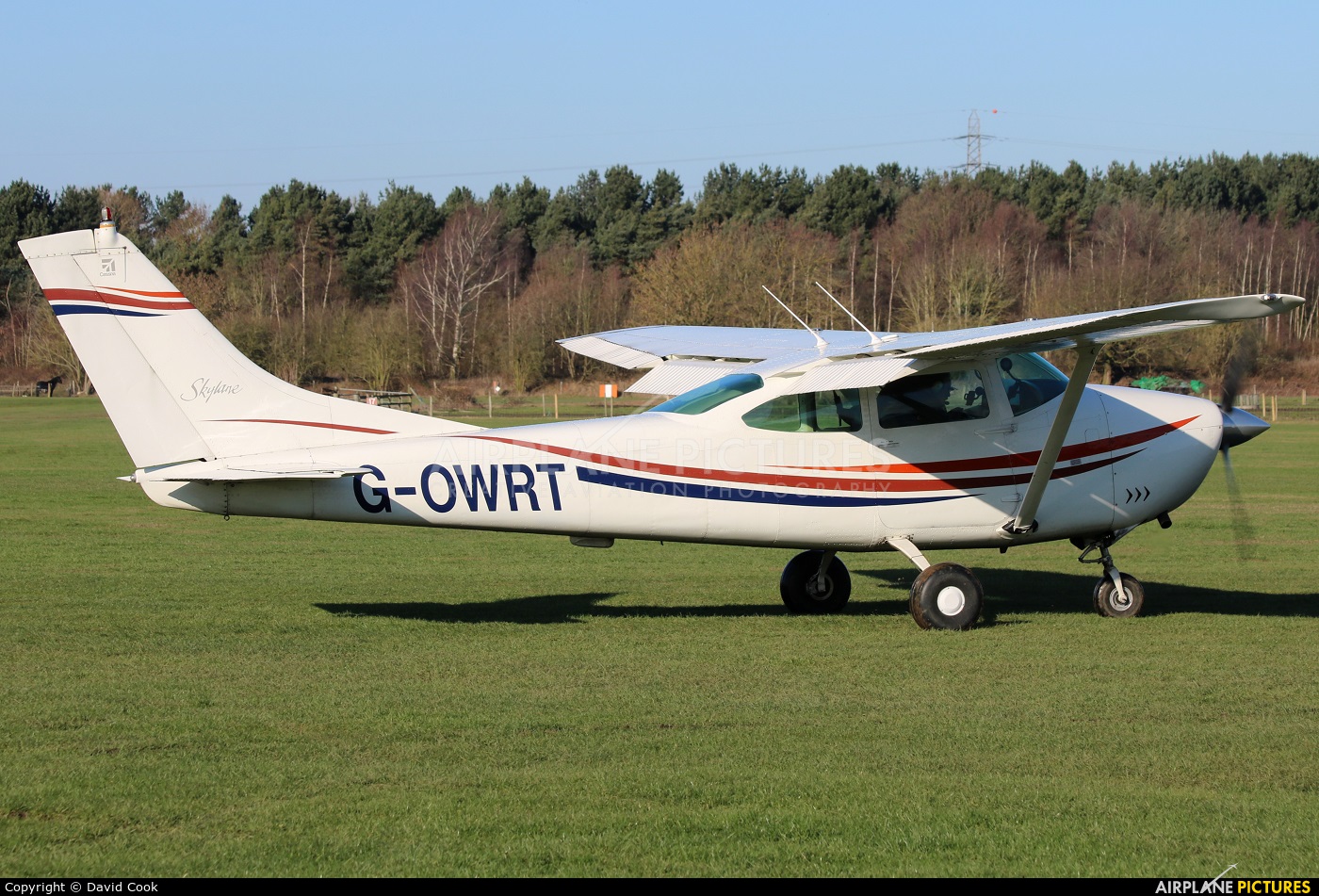 Private G-OWRT aircraft at Derby