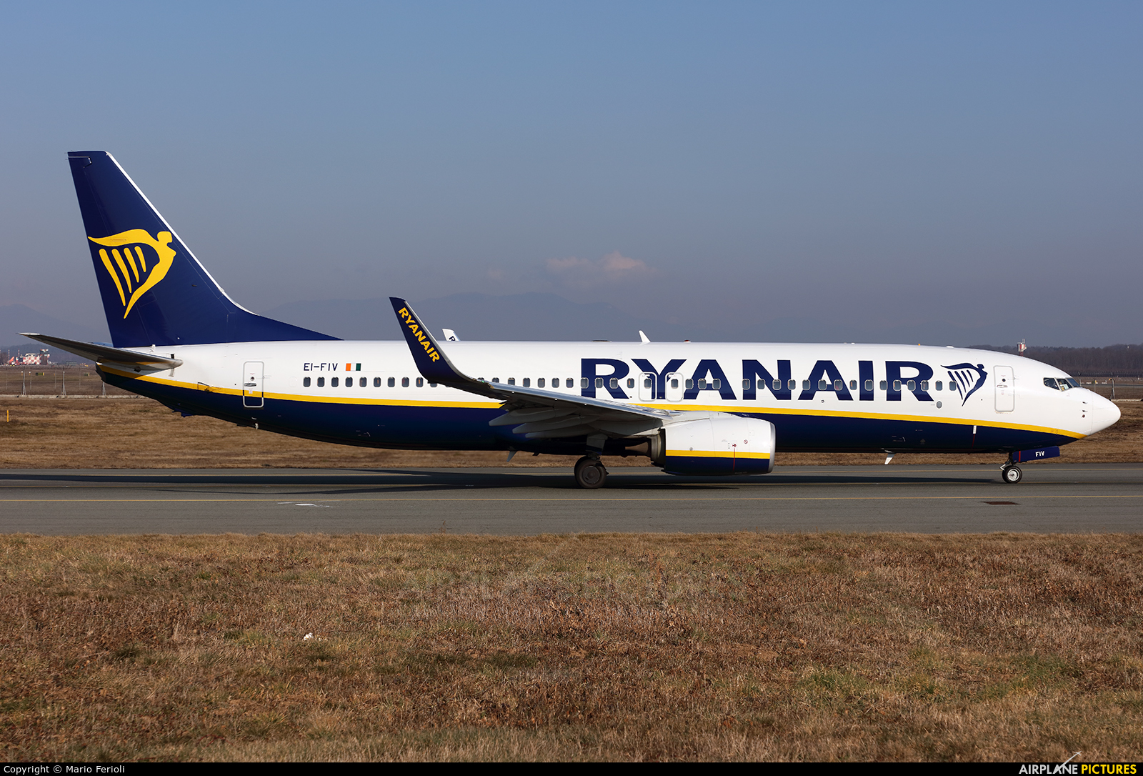 Ryanair EI-FIV aircraft at Milan - Malpensa