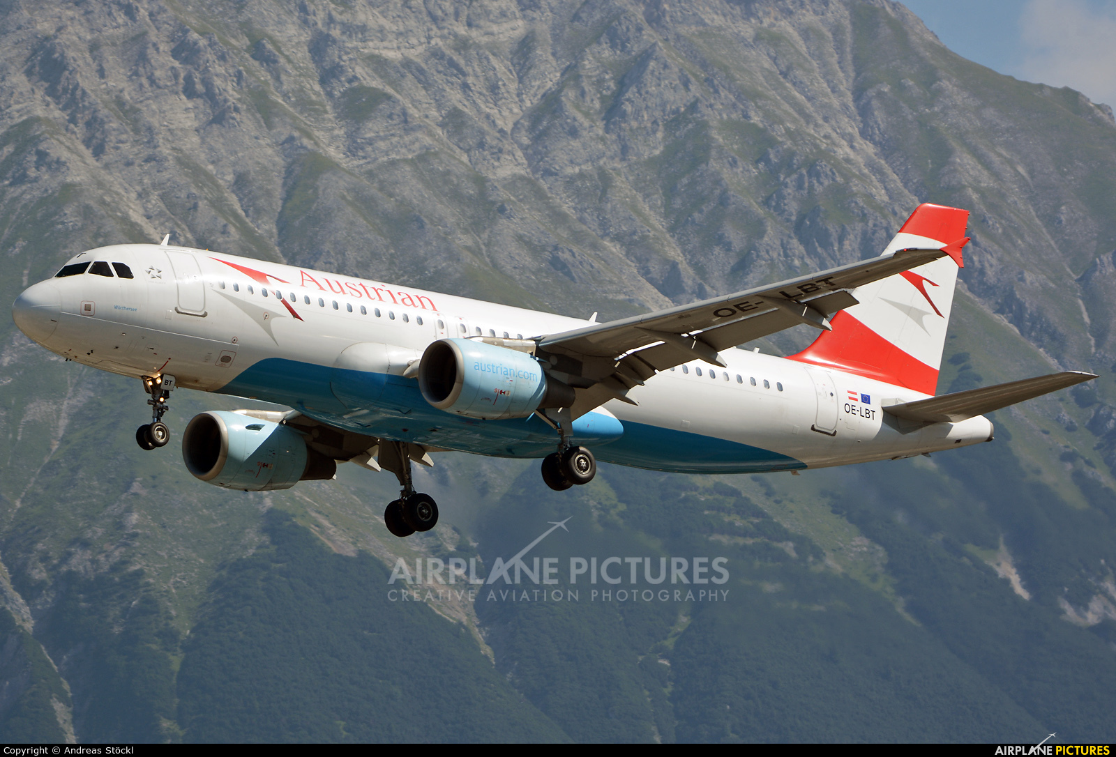 Austrian Airlines/Arrows/Tyrolean OE-LBT aircraft at Innsbruck