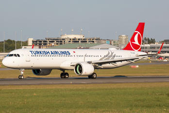TC-LSA - Turkish Airlines Airbus A321 NEO