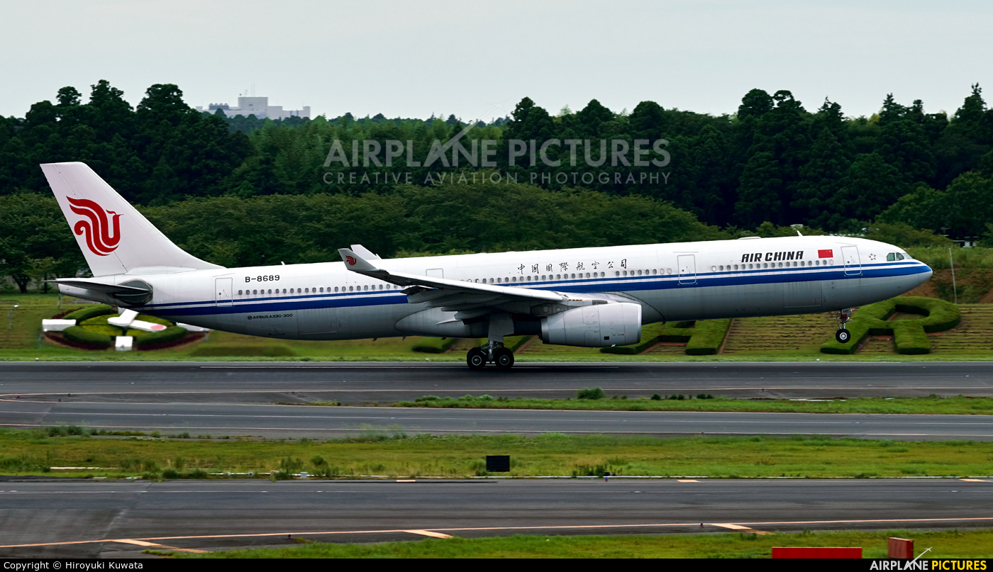 Air China B-8689 aircraft at Tokyo - Narita Intl