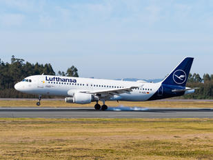 D-AIZG - Lufthansa Airbus A320